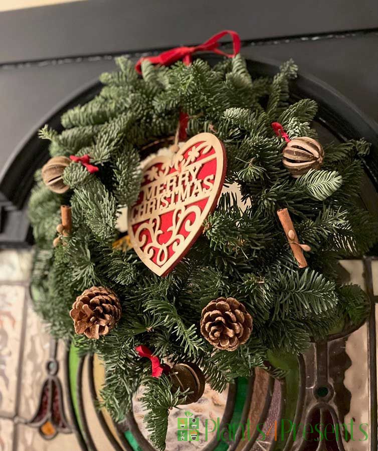 Natural Spruce Wreath 