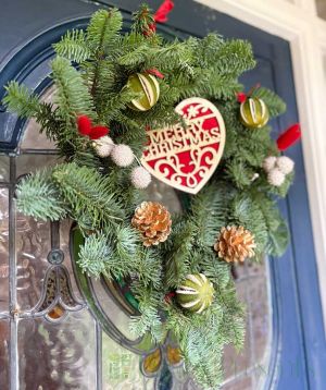 Natural Spruce Wreath 