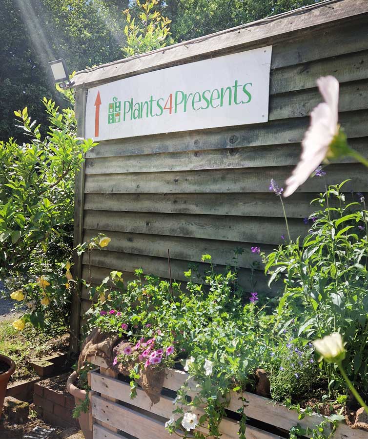 plants4presents sign